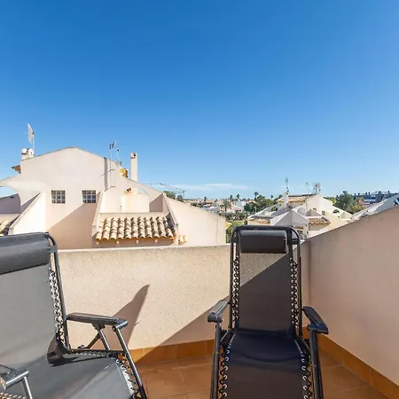 Semesterbostad 2 Bedroom Stunning In La Zenia